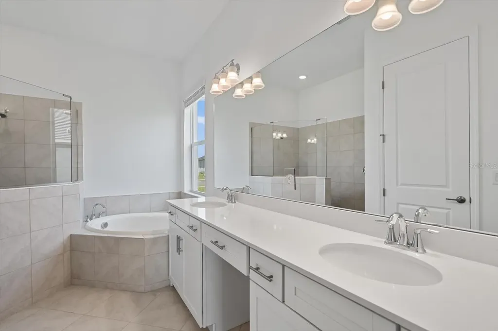 17118 Jadestone Court Venice FL 34293