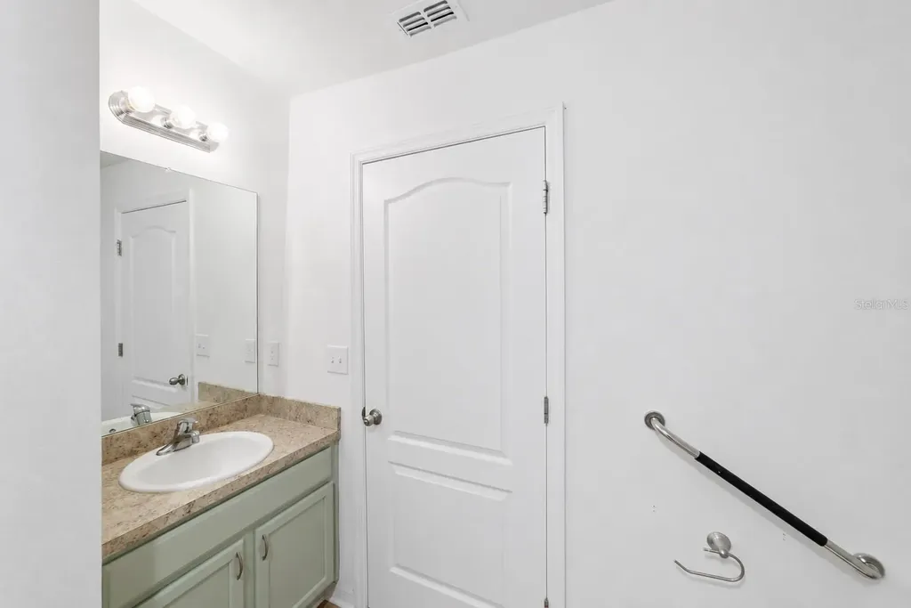 621 Chatham Walk Drive Ruskin FL 33570