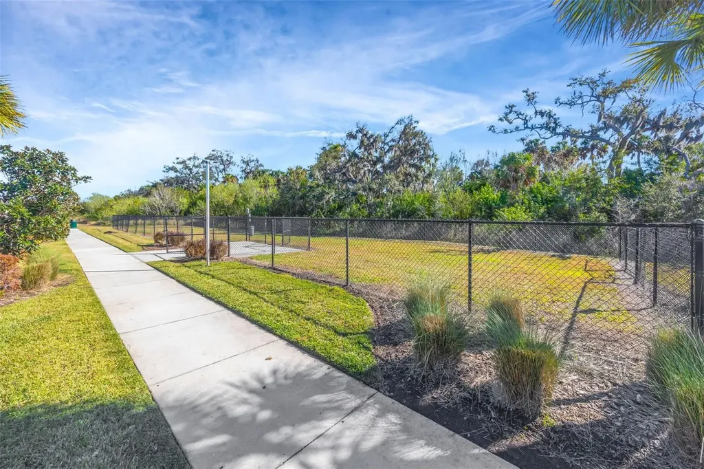 621 Chatham Walk Drive Ruskin FL 33570