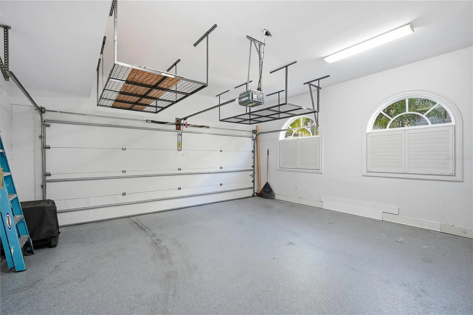 2418 W Palm Drive Tampa FL 33629