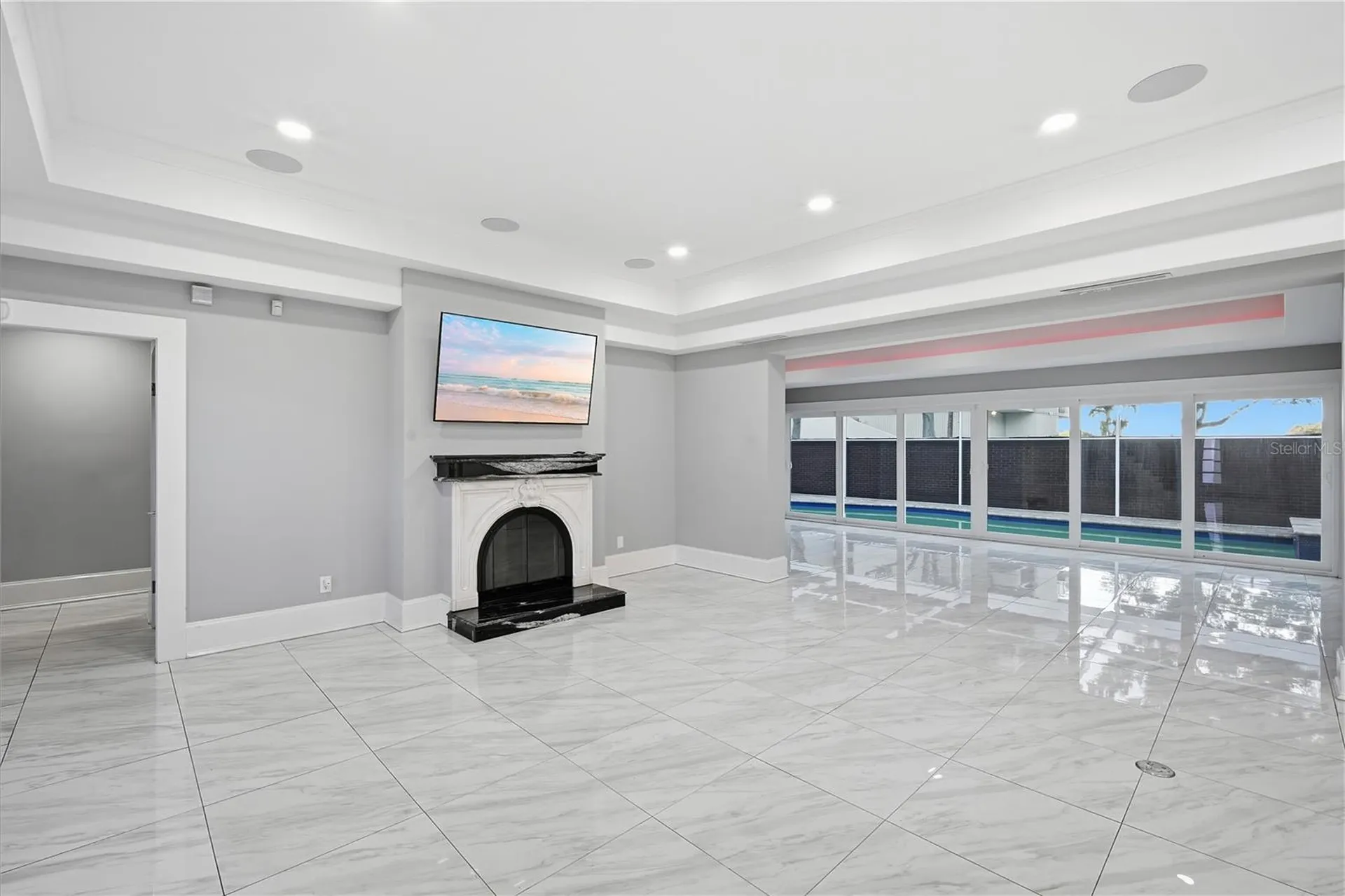 2418 W Palm Drive Tampa FL 33629