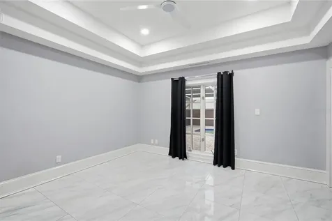 2418 W Palm Drive Tampa FL 33629