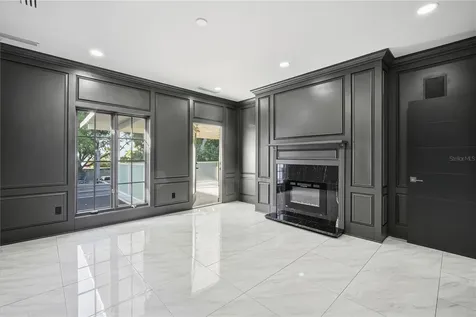 2418 W Palm Drive Tampa FL 33629