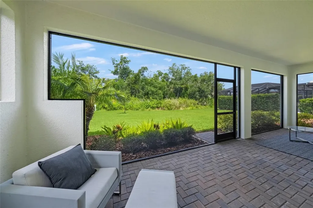 11504 Apple Tree Circle Bradenton FL 34211
