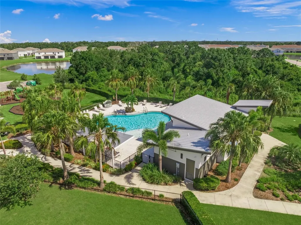 11504 Apple Tree Circle Bradenton FL 34211