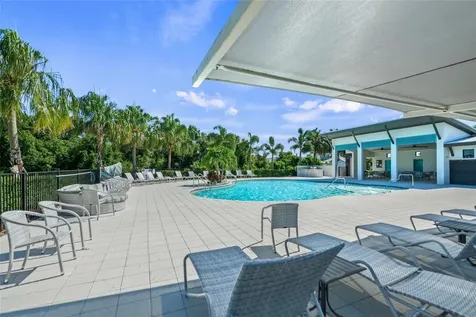 11504 Apple Tree Circle Bradenton FL 34211