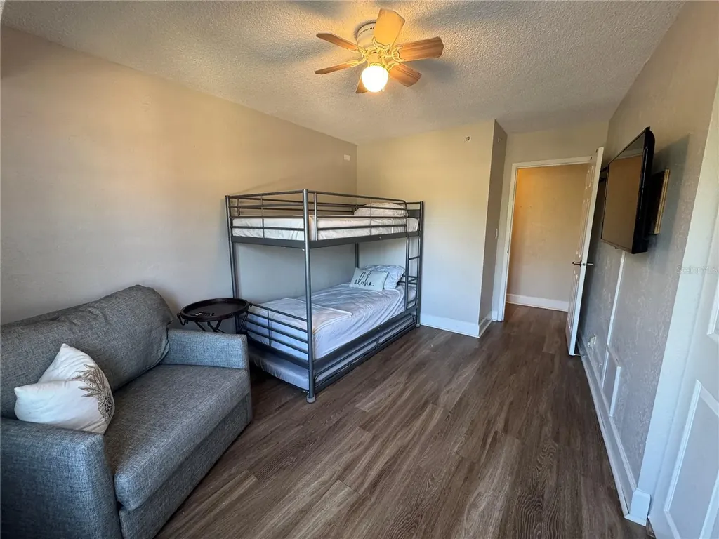 3315 58th Avenue S St Petersburg FL 33712