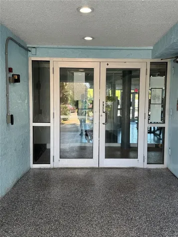 3315 58th Avenue S St Petersburg FL 33712