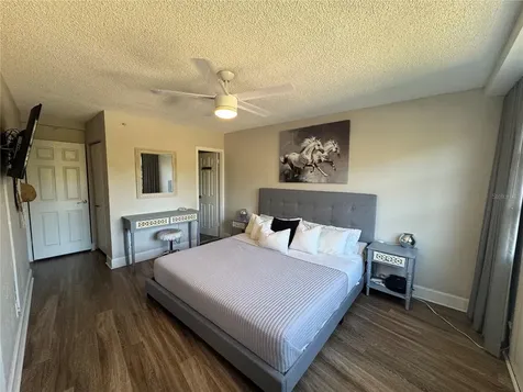 3315 58th Avenue S St Petersburg FL 33712