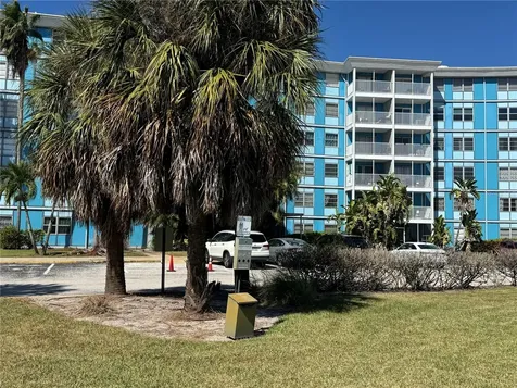 3315 58th Avenue S St Petersburg FL 33712