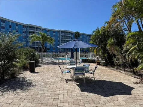 3315 58th Avenue S St Petersburg FL 33712