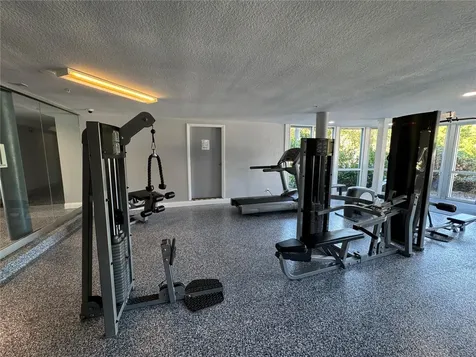 3315 58th Avenue S St Petersburg FL 33712