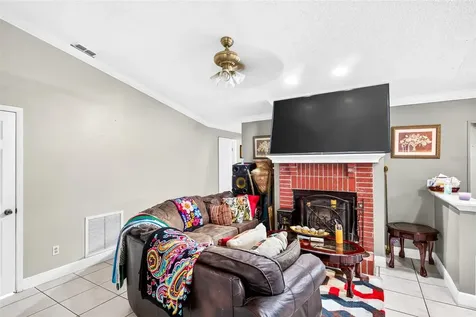 6616 Coral Cove Drive Orlando FL 32818