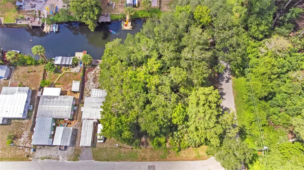 6416 Theresa Avenue Weeki Wachee FL 34607