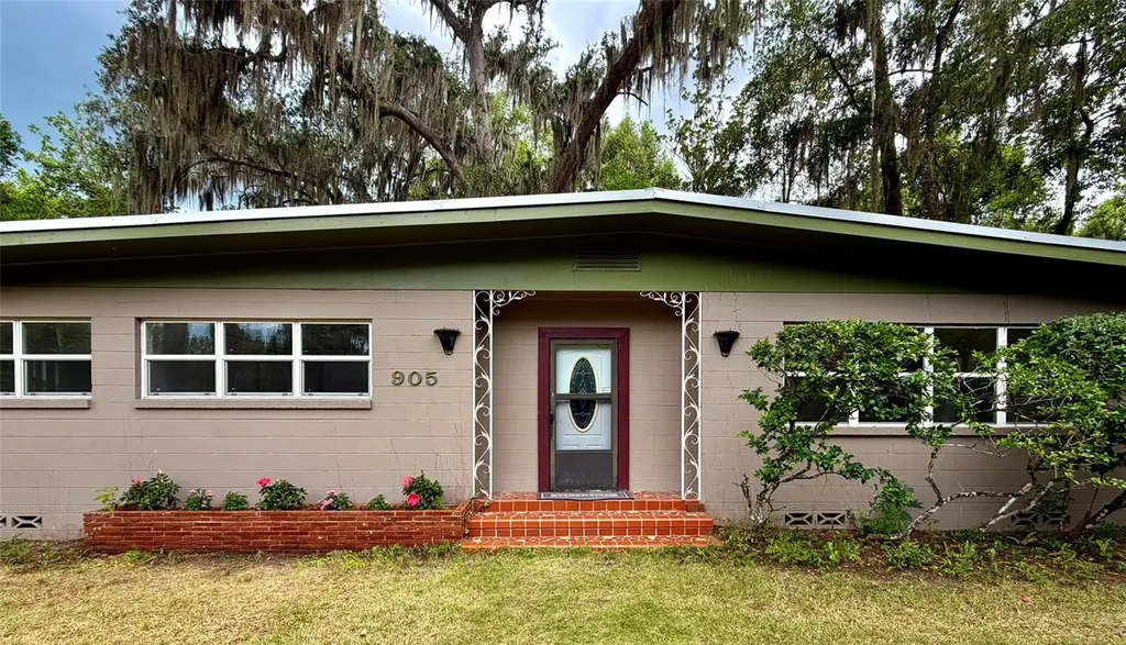 905 NW 36th Avenue Gainesville FL 32609