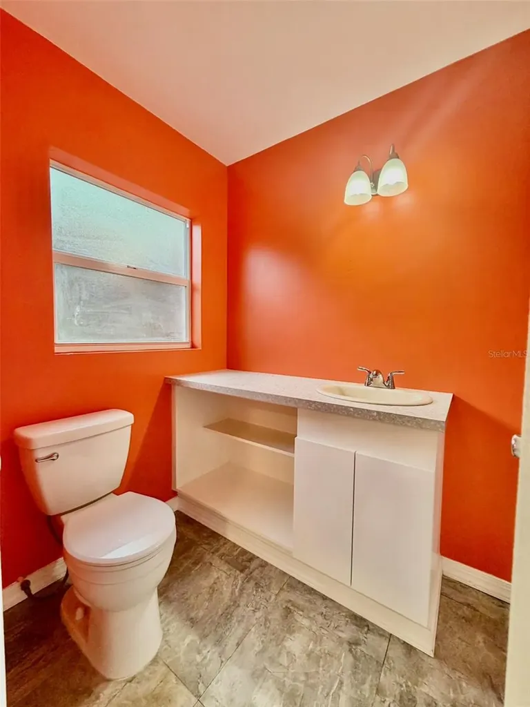 905 NW 36th Avenue Gainesville FL 32609