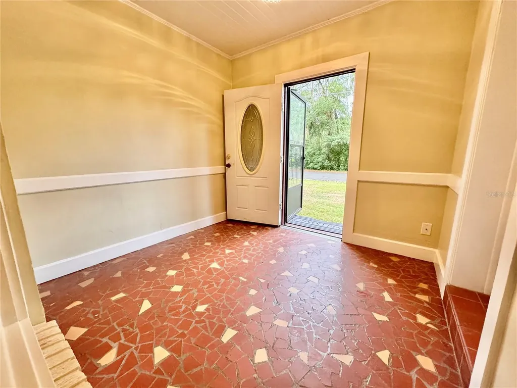 905 NW 36th Avenue Gainesville FL 32609