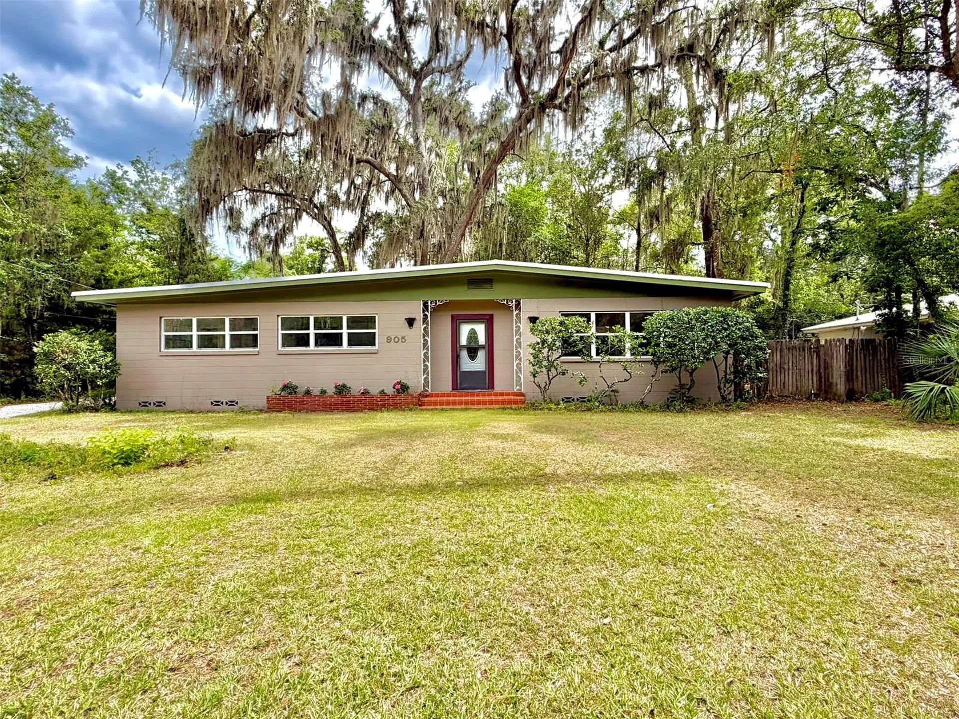 905 NW 36th Avenue Gainesville FL 32609