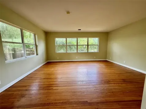 905 NW 36th Avenue Gainesville FL 32609