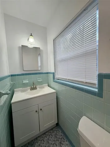 905 NW 36th Avenue Gainesville FL 32609