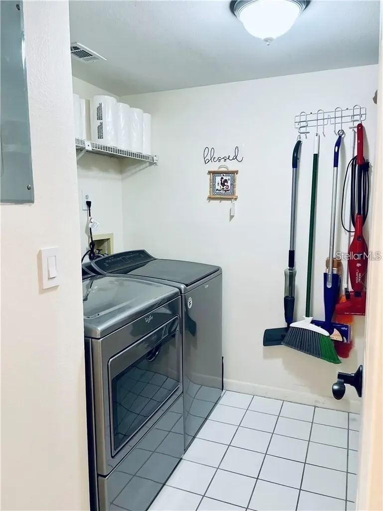 1723 Pine Ridge Road Sanford FL 32773