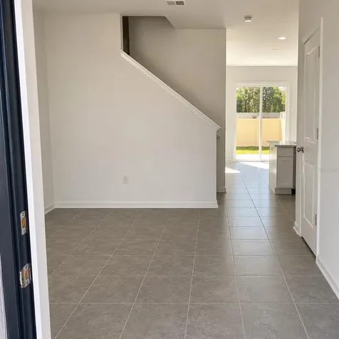 2528 Skyline Loop Kissimmee FL 34758