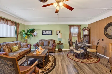 1500 Avenue G NE Winter Haven FL 33881