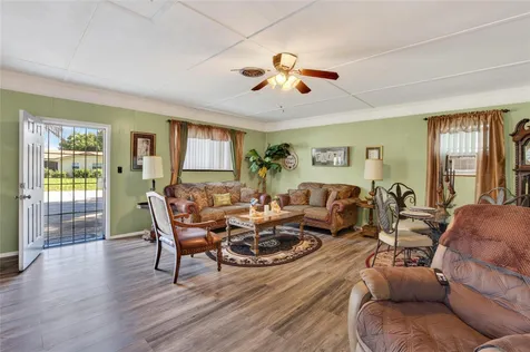 1500 Avenue G NE Winter Haven FL 33881
