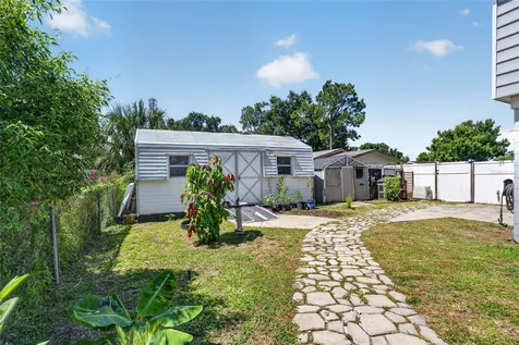 1500 Avenue G NE Winter Haven FL 33881