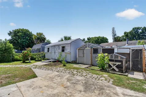 1500 Avenue G NE Winter Haven FL 33881