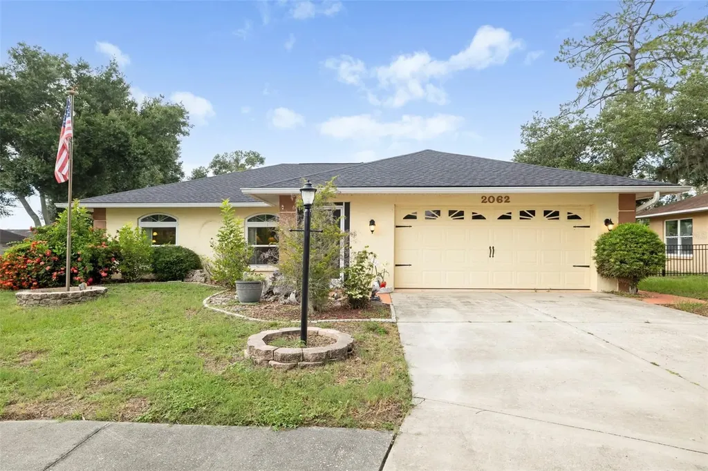 2062 Old Arbor Court Sarasota FL 34232
