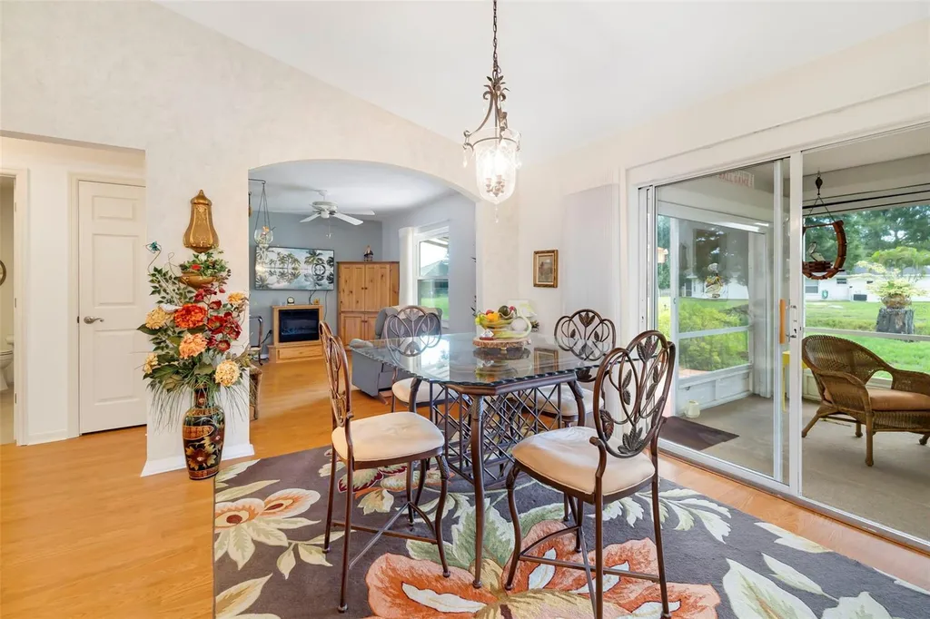 2062 Old Arbor Court Sarasota FL 34232