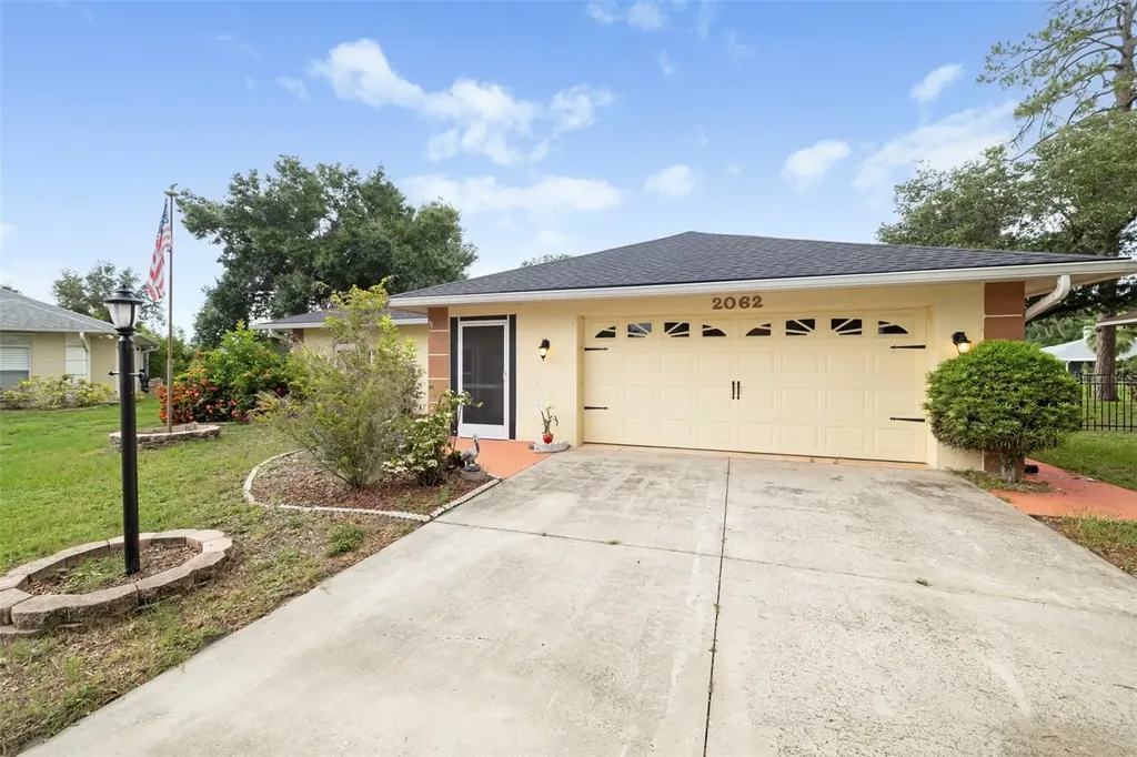 2062 Old Arbor Court Sarasota FL 34232