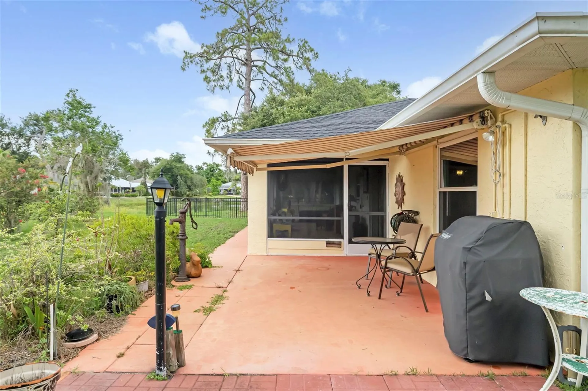 2062 Old Arbor Court Sarasota FL 34232