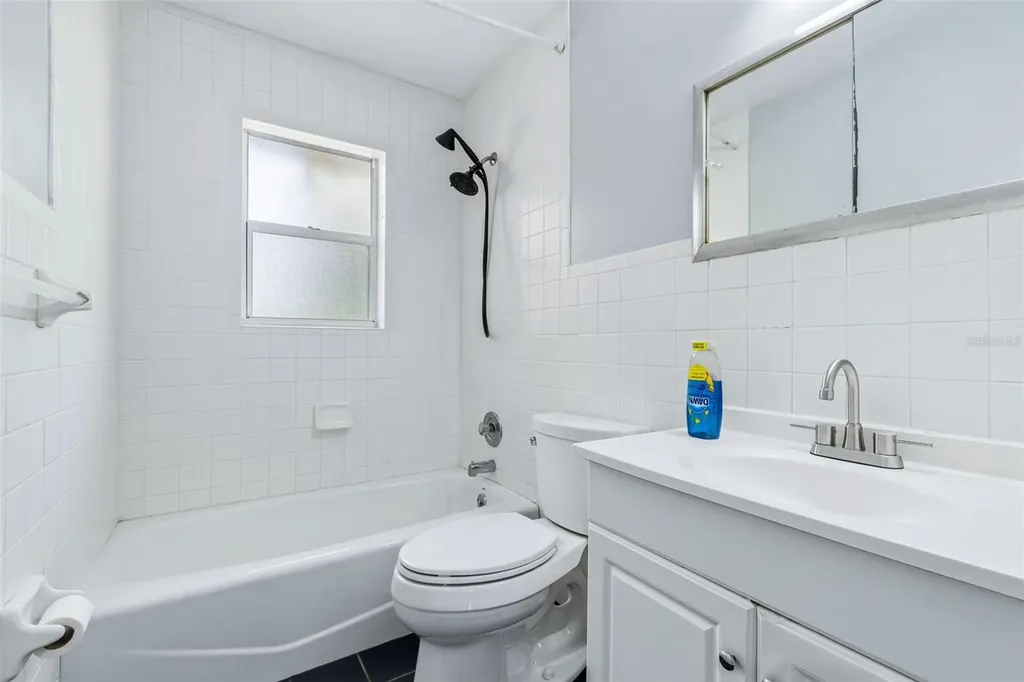 1408 37th Street Court W Bradenton FL 34205