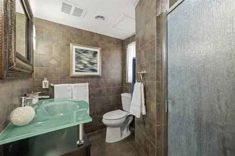 2785 Bayside Drive S St Petersburg FL 33705