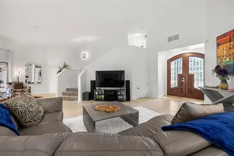 2785 Bayside Drive S St Petersburg FL 33705