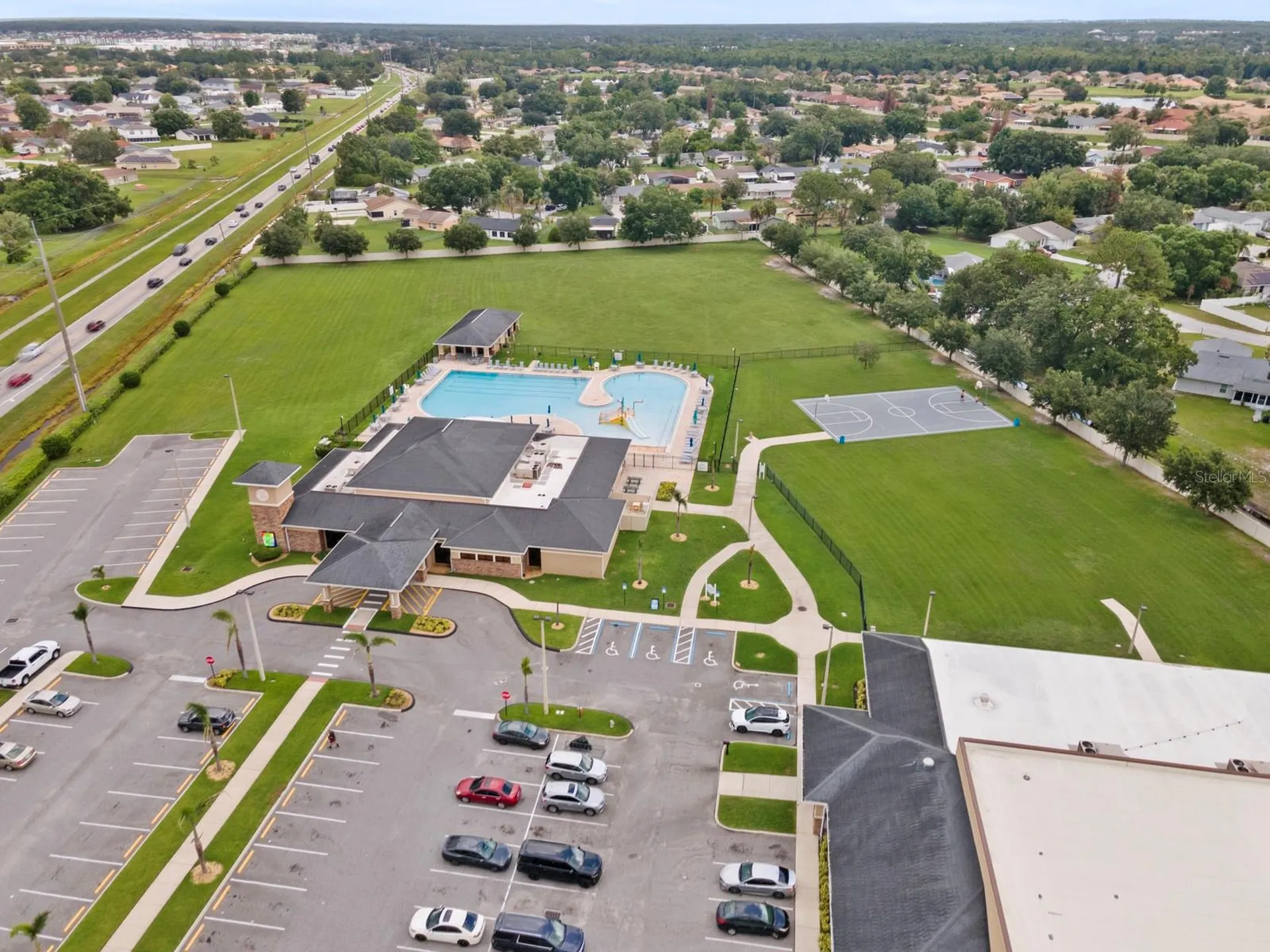 27 Magnolia Blossom Lane Kissimmee FL 34759