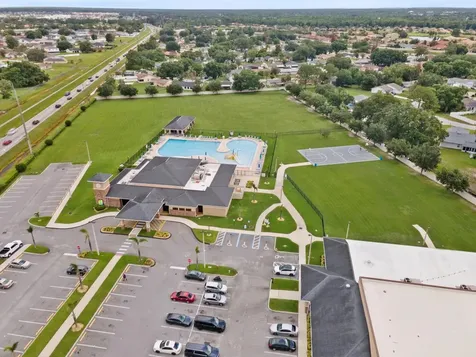 27 Magnolia Blossom Lane Kissimmee FL 34759