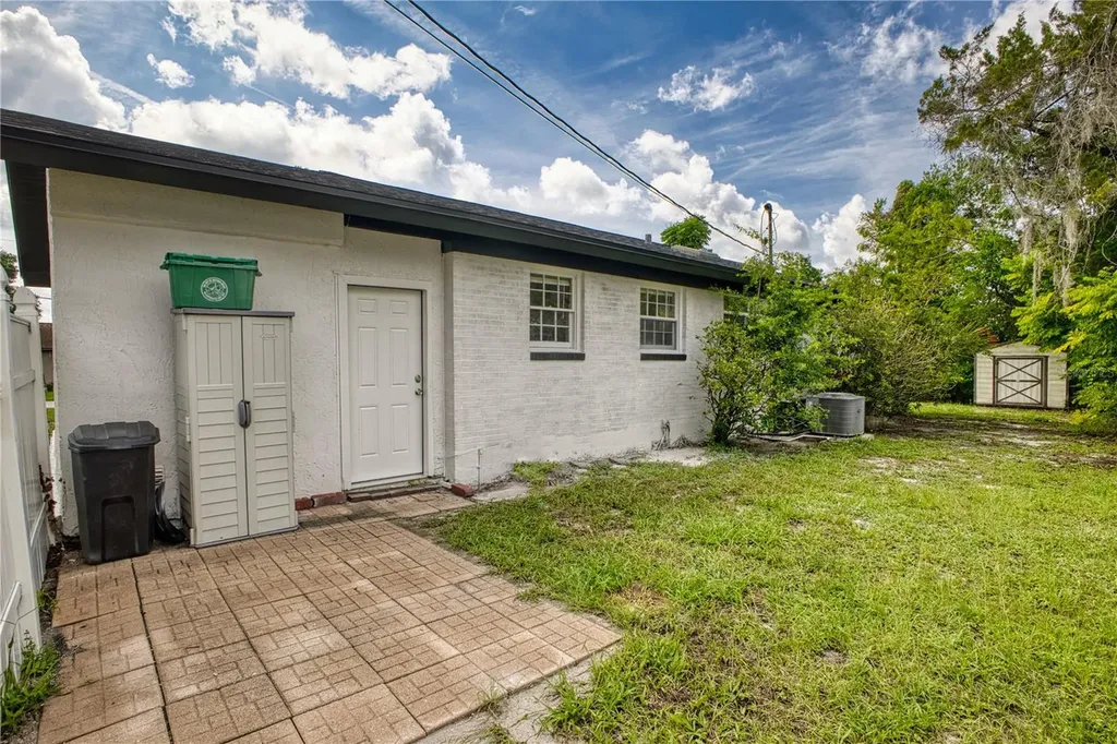 102 Amigos Road Debary FL 32713