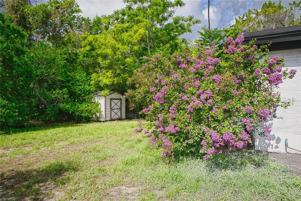 102 Amigos Road Debary FL 32713