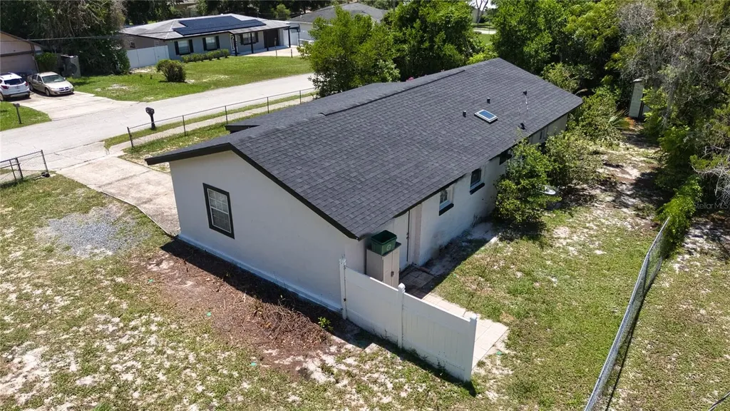 102 Amigos Road Debary FL 32713