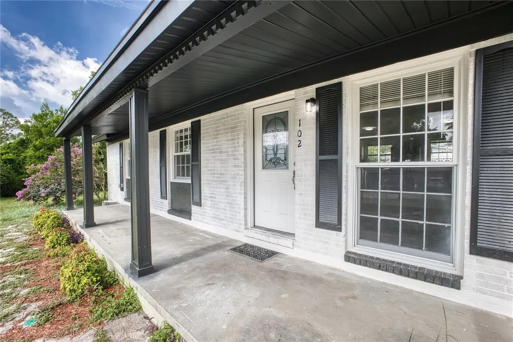 102 Amigos Road Debary FL 32713