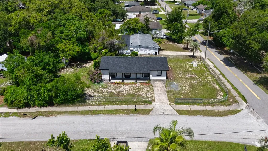 102 Amigos Road Debary FL 32713