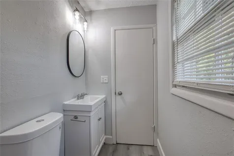 102 Amigos Road Debary FL 32713