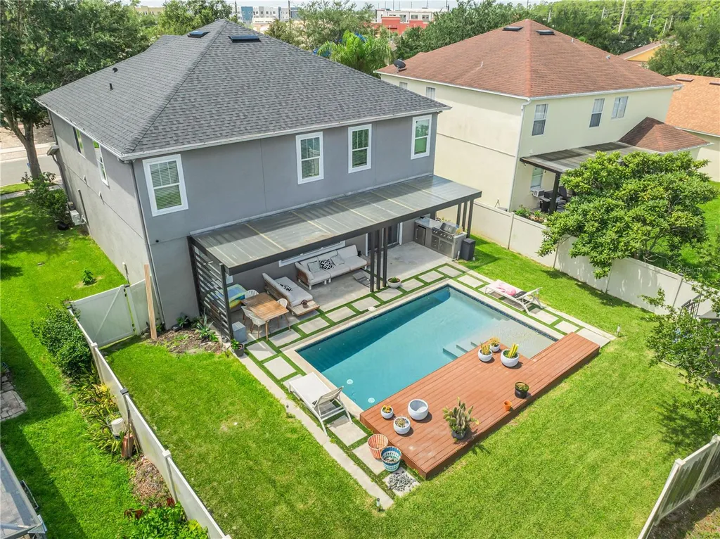 10109 Stratford Pointe Avenue Orlando FL 32832