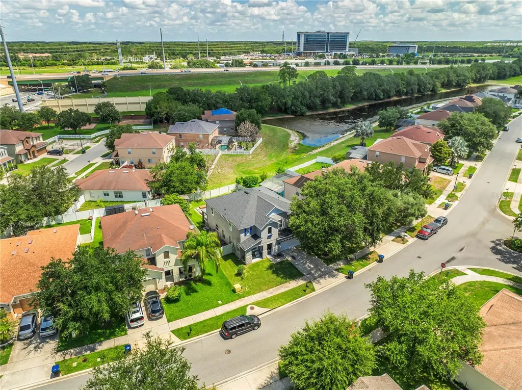 10109 Stratford Pointe Avenue Orlando FL 32832