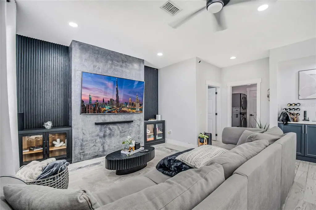 10109 Stratford Pointe Avenue Orlando FL 32832