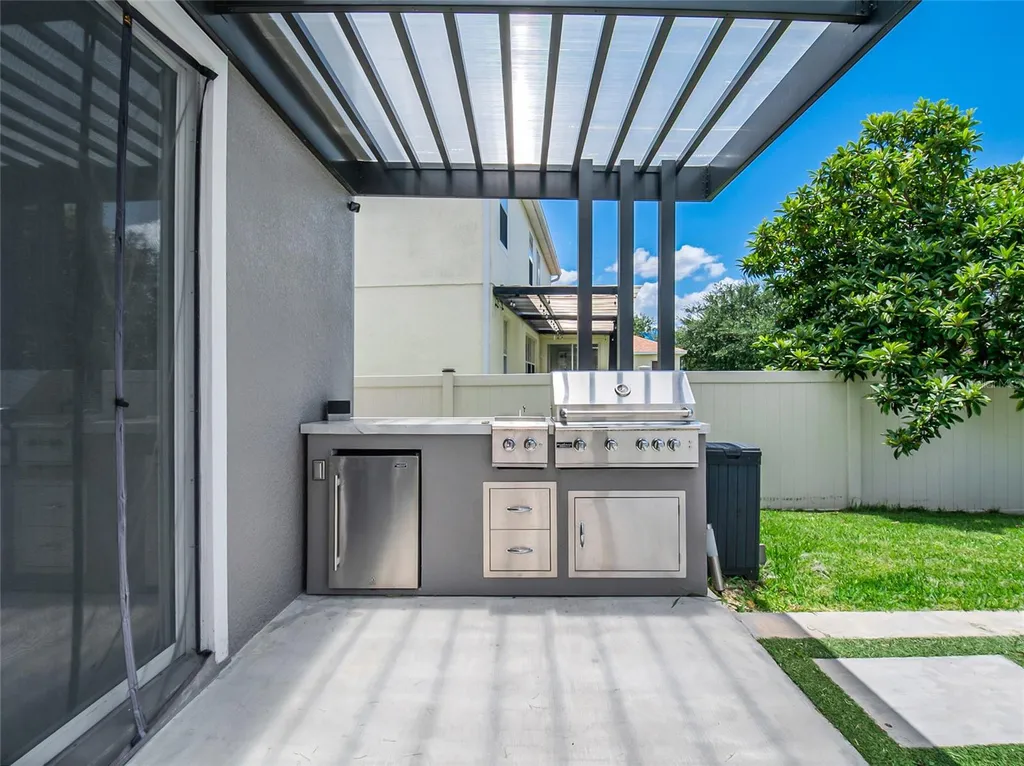10109 Stratford Pointe Avenue Orlando FL 32832