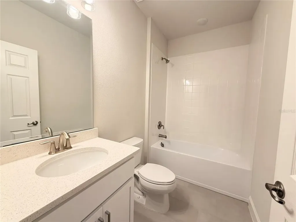 201 Station Lane Debary FL 32713